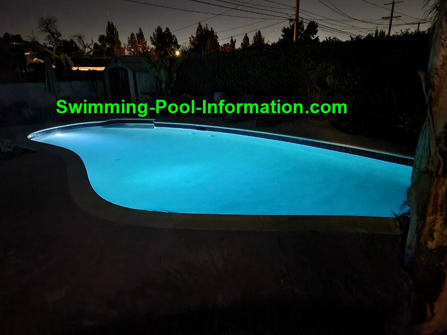 everything pool light whit